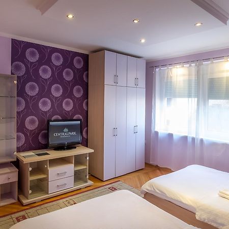 Central Park Family Apartment Belgrado Esterno foto