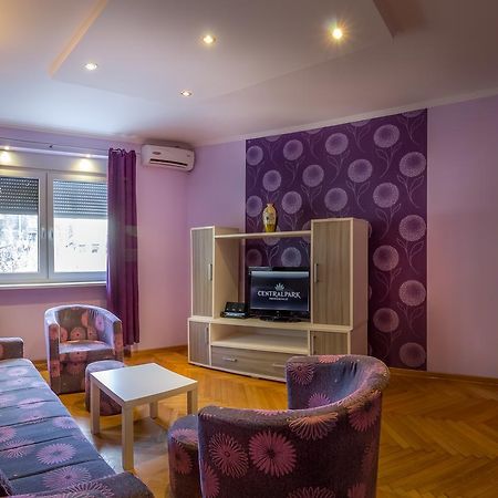 Central Park Family Apartment Belgrado Esterno foto